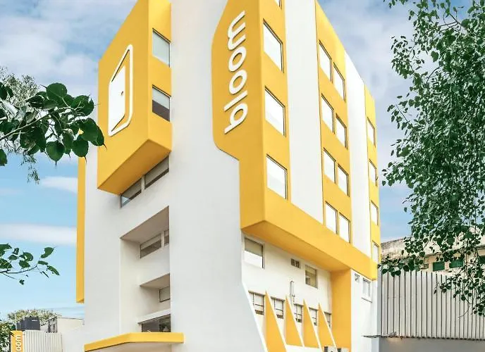 Bloomrooms @ Janpath